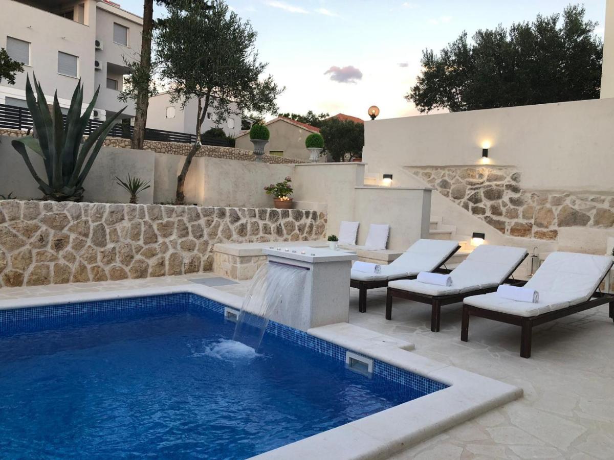 Villa Bella With Pool Novalja Extérieur photo